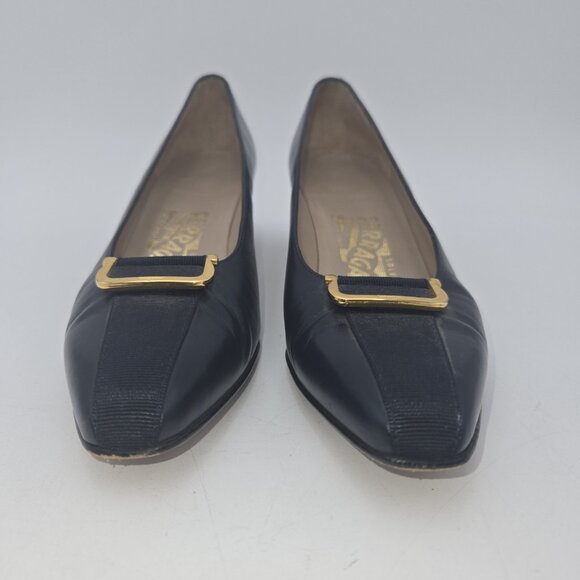 Salvatore Ferragamo Vara Pumps Navy Blue Leather 6 AA Gold Buckle Made Italy VTG - Picture 3 of 12